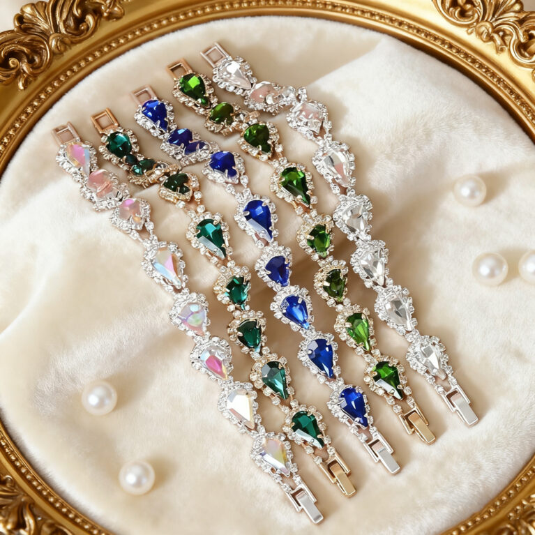 Zircon Encrusted Alloy Bracelet for Wholesale